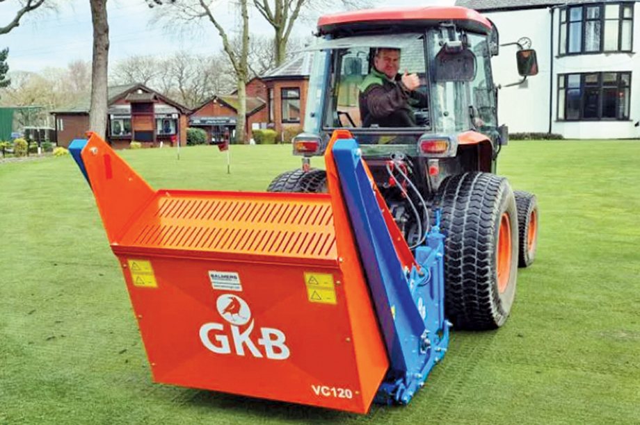 Verticollector lifts material into the hopper